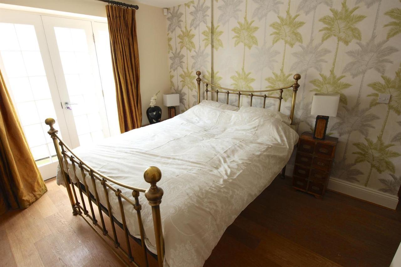 Priory House Apartments Йорк Экстерьер фото