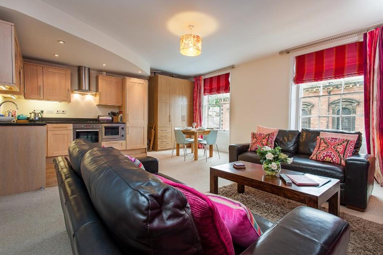 Priory House Apartments Йорк Экстерьер фото